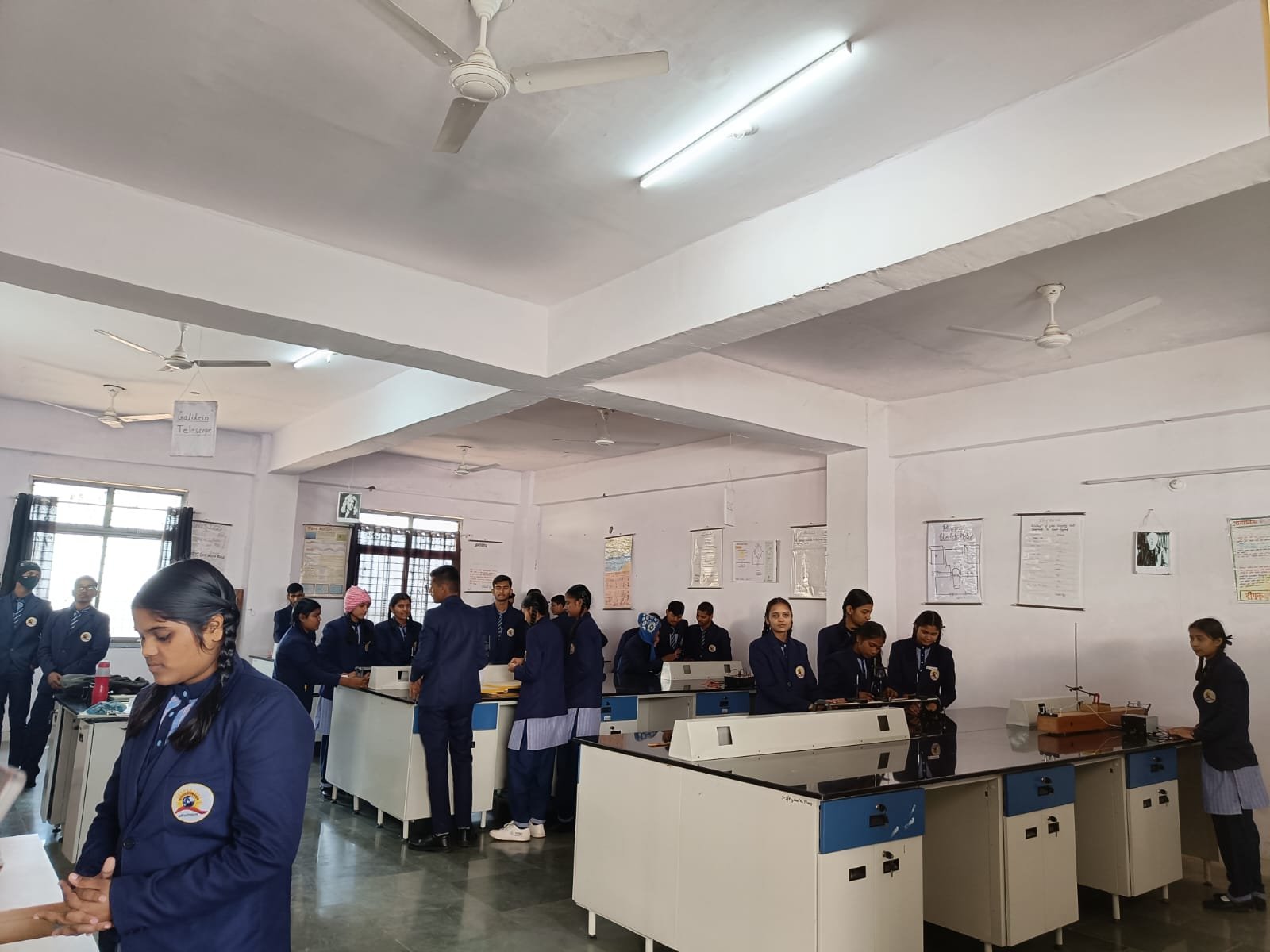 भौतिकशास्त्र प्रयोगशाला